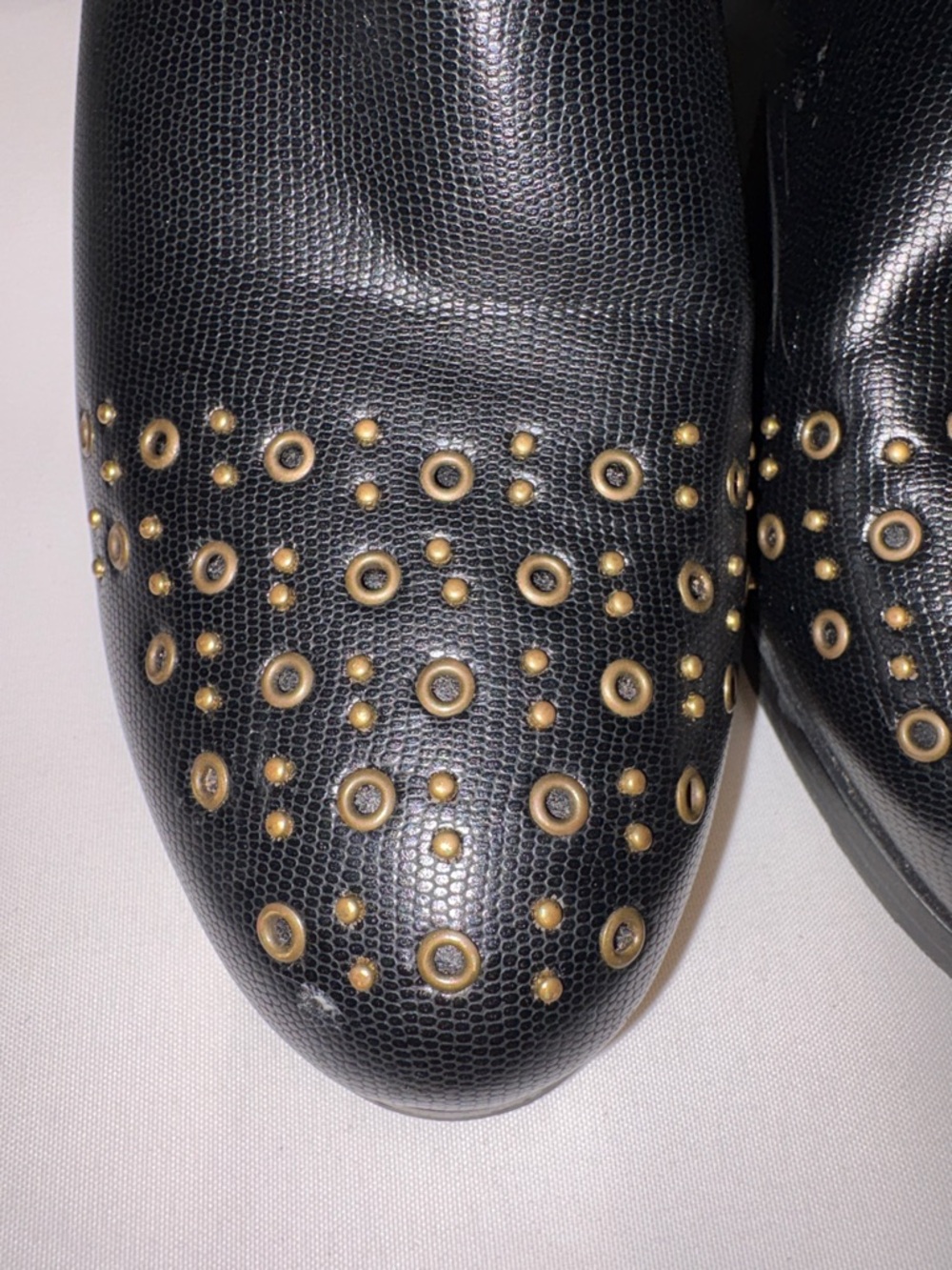 Olivia Miller Cortlandt Black Ankle Booties with Gold Eyelet Toe Size 10 - Picture 3 of 11